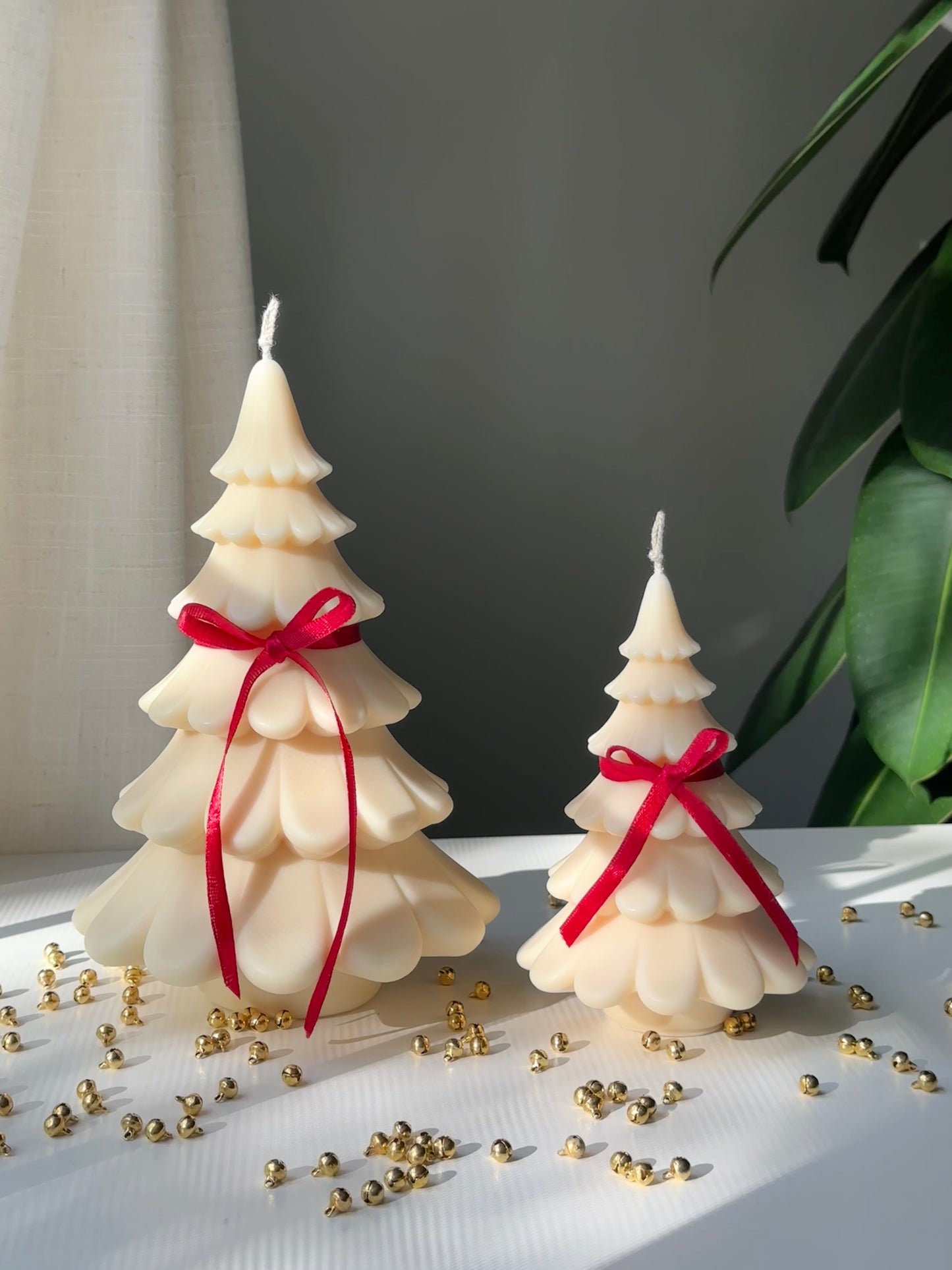 Christmas Tree (Scalloped)